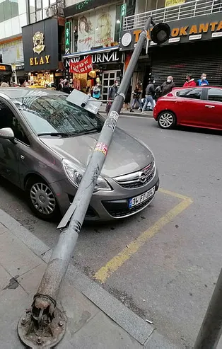 İstanbul'da korku dolu anlar! Facia ucuz atlatıldı