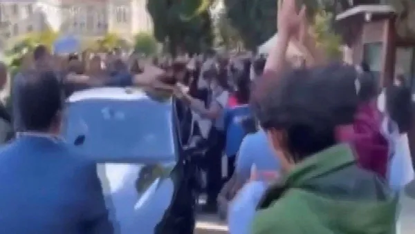 Boğaziçi Üniversitesi Rektörü Naci İnci, skandal eyleme ilişkin ilk kez konuştu! Bu ifade özgürlüğü değil vandallık-5