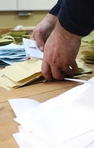 Son dakika: İstanbul'da 18 ilçede oylar sayılıyor