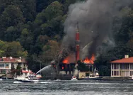 SON DAKİKA: İstanbulda tarihi camide yangın! Valilikten ilk açıklama