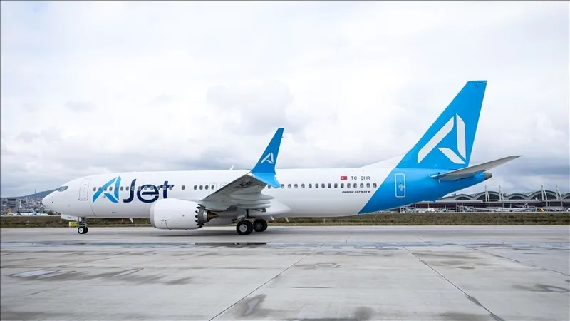 ajet-dunyayi-birbirine-bagladi-90-bin-koltuk-ve-21-dolar-yurt-disi-biletleri-satista-1769767933092.jpg AJet dünyayı birbirine bağladı: 90 bin koltuk ve 21 dolar yurt dışı biletleri satışta-3