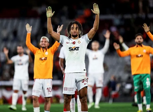 Arsenal'in ardından Manchester United da Boey'un peşinde!-5