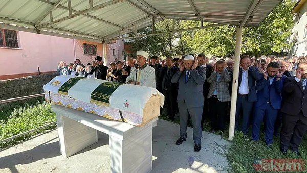 SON DAKİKA: Amasra Bartın'da maden faciasında hayatlarını kaybeden işçiler son yolculuğuna uğurlanıyor - 45