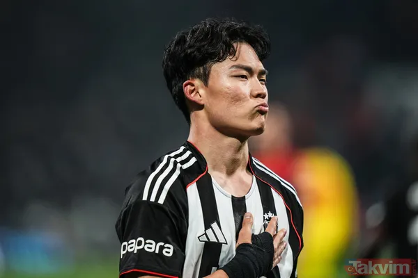 Beşiktaşlı Hyeon-gyu Oh Sultanahmet Camii'ni ziyaret etti: Paylaşımı ilgi odağı oldu - 6