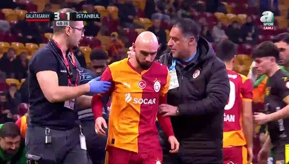 G.Saray-İstanbulspor maçında korkutan an! Kafa kafaya çarpıştılar