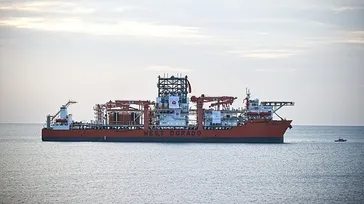 Filoya yeni yıldız! Türkiye’nin 6. derin deniz sondaj gemisi Mersin açıklarına demirledi | Temelinde Berat Albayrak imzası var