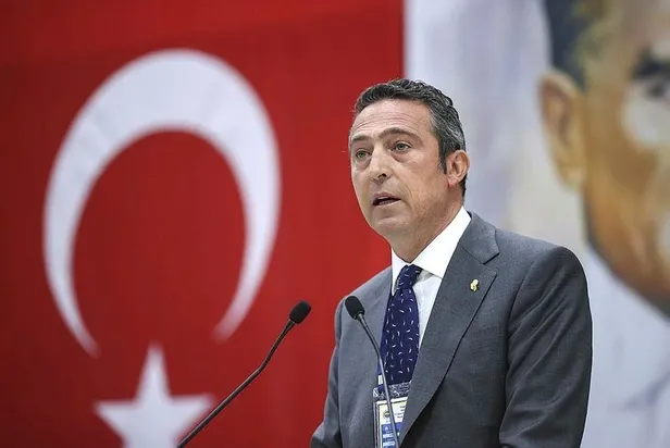 fenerbahce-taraftarinin-istifa-seslerine-kulak-kapatan-ali-koca-noter-kanaliyla-ihbarname-1644529932621.jpeg Fenerbahçe taraftarının istifa seslerine kulak kapatan Ali Koç'a noter kanalıyla ihbarname-2