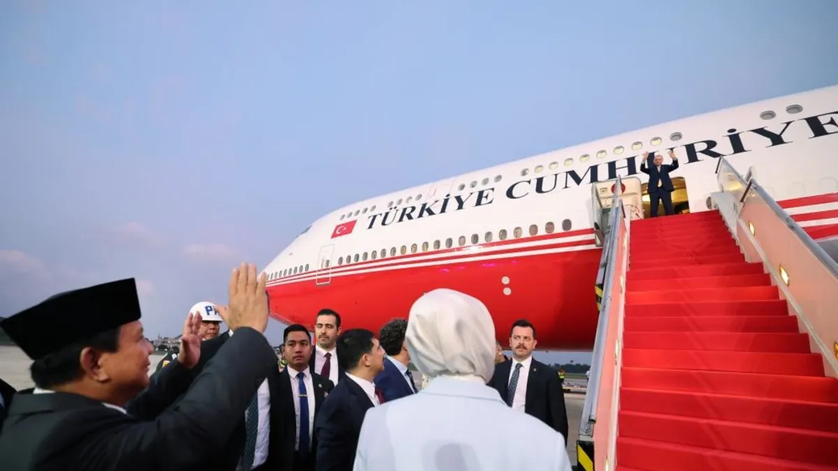 Başkan Erdoğan Endonezya'dan ayrıldı!