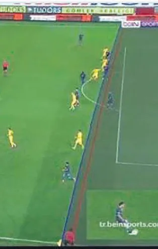 Bu işte bir yamukluk var! Türkiye, Trabzonspor- Ankaragücü maçındaki ofsayt çizgisini konuşuyor