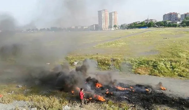son-dakika-sultangazidebos-bir-arazide-yukselen-dumanlar-buyuk-panige-neden-oldu-1591773535548.jpg