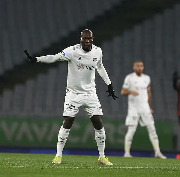 yine-yeniden-calhanoglu-besiktastan-cok-konusulacak-hamle-1677319880641.jpeg Yine yeniden Çalhanoğlu! Beşiktaş'tan çok konuşulacak hamle-2