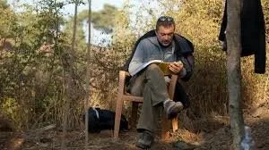 kuru-otlar-ustune-turkiyede-vizyona-girdi-mi-bilet-ne-kadar-kac-tl-kuru-otlar-ustune-filmi-nerede-cekildi-konu-1695883381566.jpg