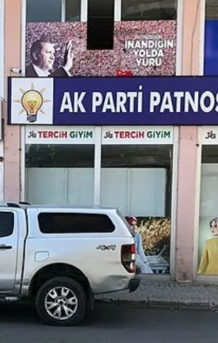 Ağrı Patnos'ta AK Parti'nin ilçe başkanlığına molotoflu saldırı