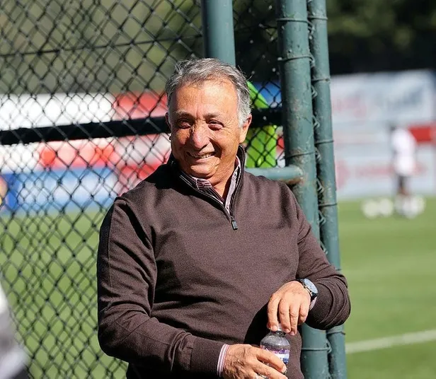 besiktas-galatasaraya-erteleme-ile-ilgili-cikisina-cevap-verdi-keske-7-gol-yemeyip-elenmeselerdi-1647209921625.jpeg Beşiktaş Galatasaray'a erteleme ile ilgili çıkışına cevap verdi: Keşke 7 gol yemeyip elenmeselerdi!-2