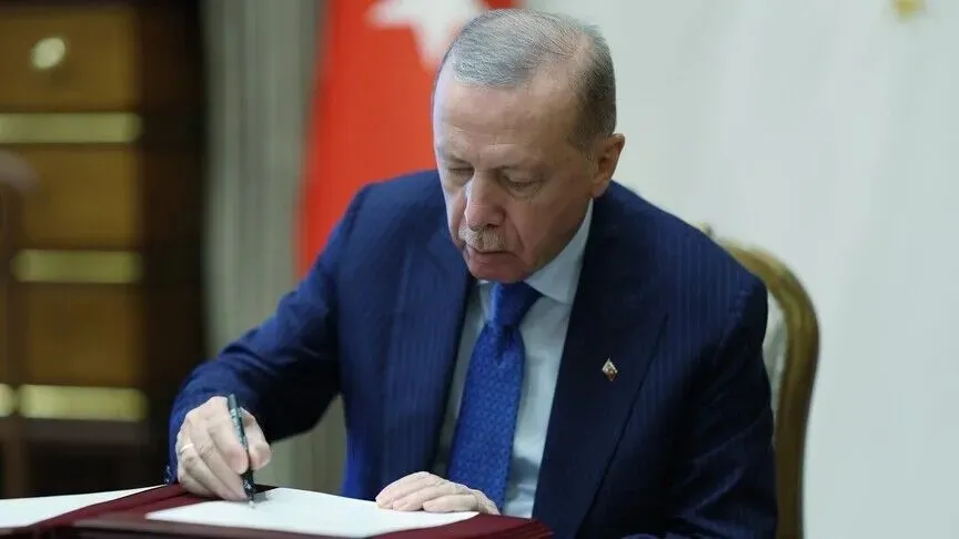 yuksek-askeri-sura-4-agustosta-toplaniyor-tsknin-komuta-kademesi-masada-1785604899801.jpeg Yüksek Askeri Şura 4 Ağustos’ta toplanıyor! TSK’da terfi ve görev süreleri masaya gelecek-4