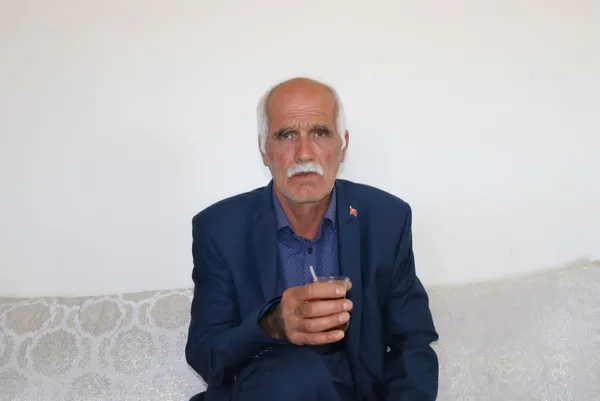 sofi-nurettinin-oldurulmesi-sonrasi-gara-sehidi-polis-memuru-vedat-kayanin-babasi-bu-haber-yuregimize-su-serpti-1621331422767.jpg Sofi Nurettin'in öldürülmesi sonrası Gara şehidi polis memuru Vedat Kaya'nın babası: Bu haber yüreğimize su serpti-3