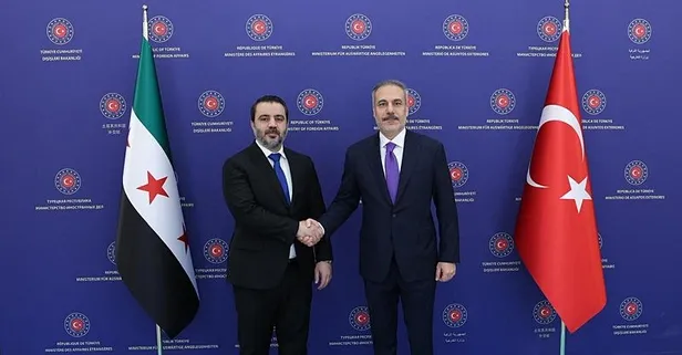 Bakan Fidan'dan YPG'ye son uyarı: "Zamana oynamayı bırakın! Biz enayi değiliz kurnazlıklarınızı görüyoruz"