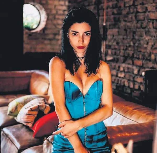 Sera Kutlubey Hercai’nin oyuncu kadrosuna dahil oldu-11