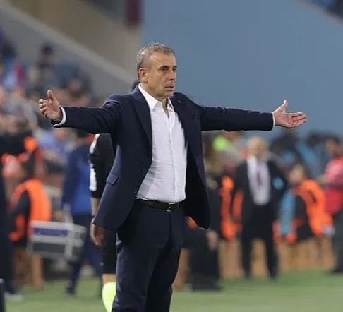 firtina-5-mac-sonra-yenilgi-yasadi-trabzonspor-evinde-kayseriye-takildi-88de-bahoken-skoru-belirledi-1-0-1701640659182.jpeg Fırtına 5 maç sonra yenilgi yaşadı | Trabzonspor evinde Kayseri’ye takıldı! 88’de Bahoken skoru belirledi: 1-0-6