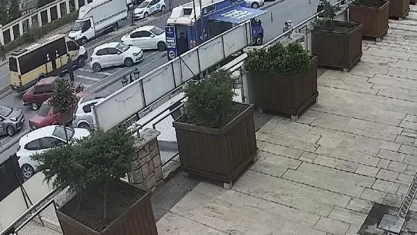 Başakşehir'de hırsızlık şüphelisini HES kodu ele verdi! 3 hırsızlık olayı güvenlik kameralarında-2