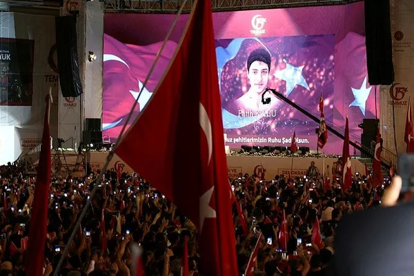 Başkan Erdoğan 15 Temmuz Şehitler Köprüsü'nde konuştu-10