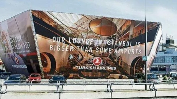 Londra'da Piccadilly Meydanı'nı süsleyen THY reklamı-2