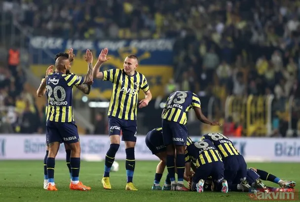 Gol düellosunda kazanan Fenerbahçe!
