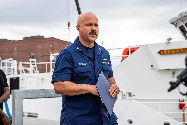 kayip-denizalti-titan-icin-zamanla-yaris-suruyor-28-saat-kaldi-oksijen-tukenmek-uzere-1687336174362.jpeg Kayıp denizaltı Titan için kötü haber geldi | Umutları tüketen açıklama! Korkunç tesadüf hayrete düşürdü-12