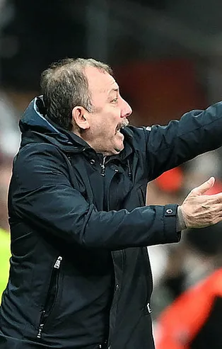 Beşiktaş'ta Sergen Yalçın depremi! İstifa kararı aldı