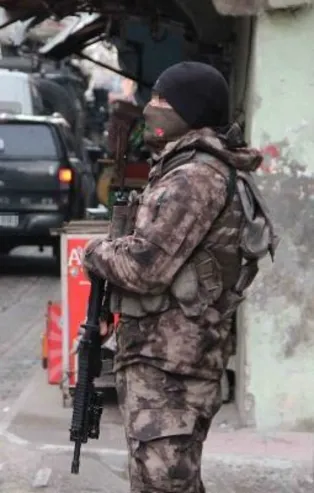 Son dakika: Diyarbakır merkezli 6 ilde PKK'ya para aktaran 44 kişi hakkında gözaltı kararı