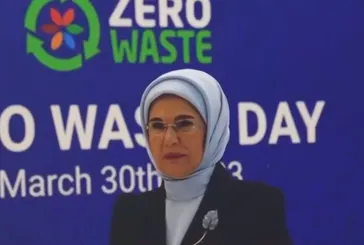 Emine Erdoğan'dan videolu yeni yıl mesajı: Herkes için adil bir dünya temennisiyle...