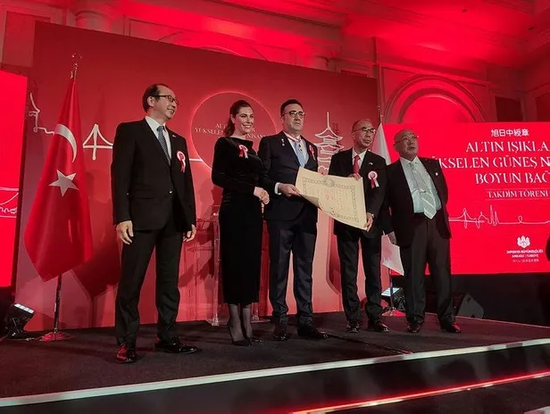 turk-hava-yollari-yonetim-kurulu-baskani-ilker-ayciya-japonya-devlet-nisani-1636751002306.jpeg