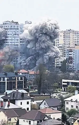 Rusya Ukraya'nın Karadeniz ile irtibatını kesmek için  Odessa’yı harabeye çevirdi