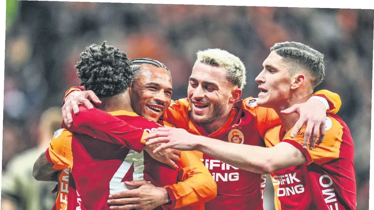 Efsaneler devrede: Muslera ve Mertens’ten takıma büyük motivasyon