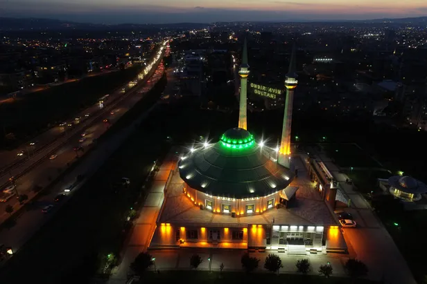 Büyük Çamlıca Camii'ne Ramazan arifesinde yoğun ilgi-6