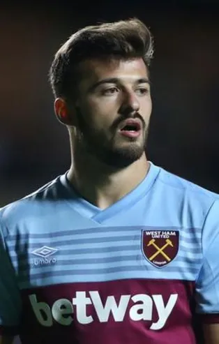 Albian Ajeti Celtic’e imza attı