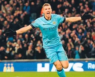 Dzeko Fener’e geliyor