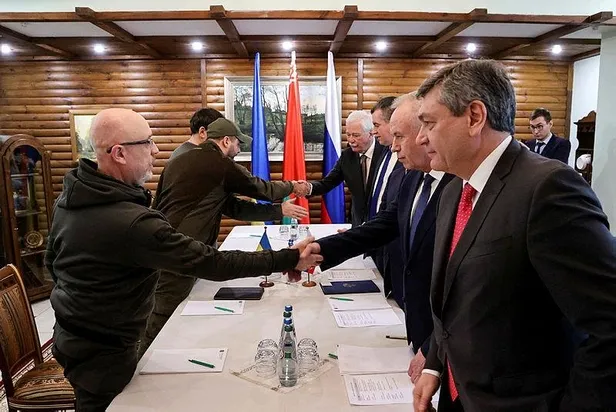 rusya-devlet-baskani-vladimir-putin-operasyonlarimiz-devam-ediyor-1646327589207.jpeg Rusya Devlet Başkanı Vladimir Putin: Operasyonlarımız devam ediyor-3