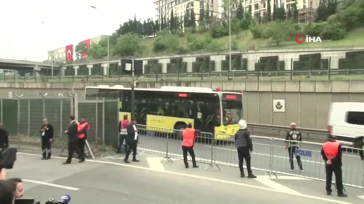 Fenerbahçe taraftarı RAMS Park’a ulaştı
