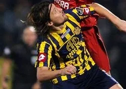 İki futbolcu daha ayrıldı