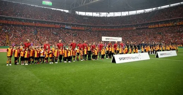 Galatasaray - Fenerbahçe derbisinin tarihi açıklandı!