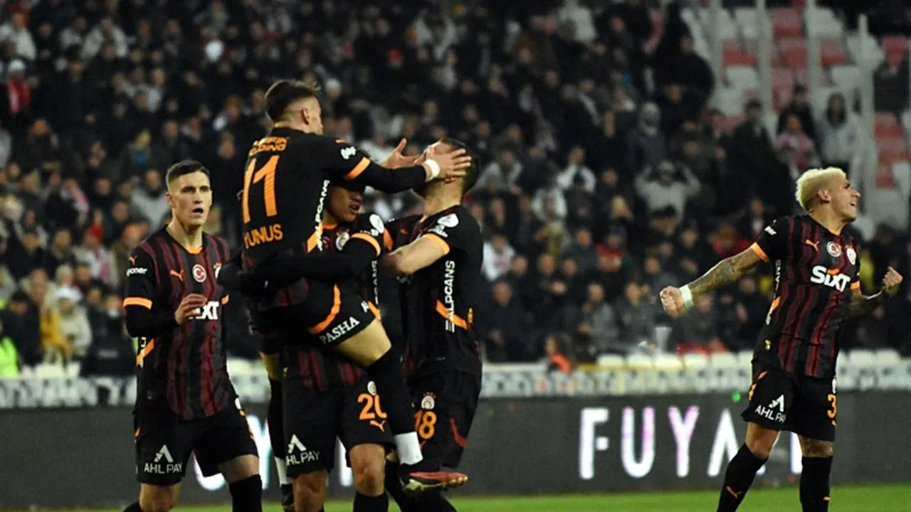 Cimbom’un zirve keyfi! Galatasaray Sivasspor’u 3-2 yendi