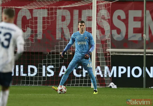 Mourinho'dan revizyon! İşte Fenerbahçe'nin Manchester United maçı 11'i - 11