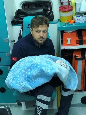 Konya'da çöp konteynerinin yanında terk edilmiş bebek bulundu-1