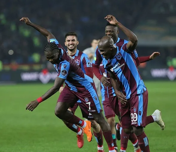 Trabzonspor taraftarları şampiyonluk istiyor-2