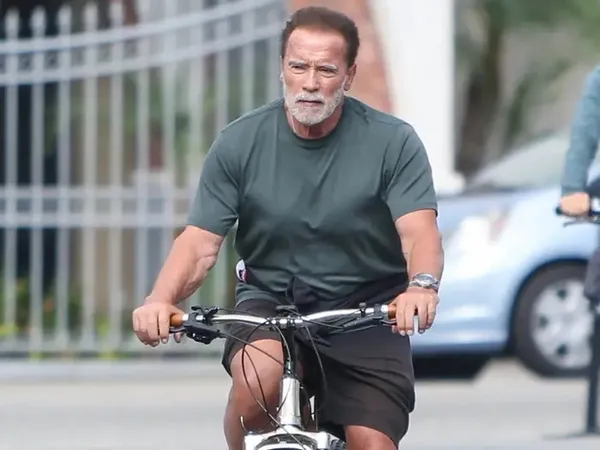unlu-aktor-arnold-schwarzenegger-putine-seslendi-sen-baslattin-sen-durdur-1647589209594.jpeg Ünlü aktör Arnold Schwarzenegger Putin'e seslendi: Sen başlattın sen durdur-2