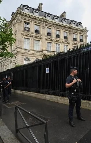 Son dakika: Katar'ın Paris Büyükelçiliğinde hareketli dakikalar! Güvenlik görevlisi öldürüldü