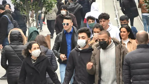 Son dakika: Koronavirüs vakalarında patlama! Artık 1 dakikada bulaşıyor! Çift maskesiz çıkmayın!-3