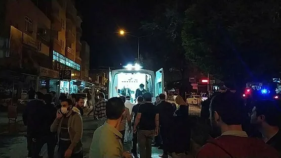 son-dakika-ak-parti-kozluk-belediye-meclis-uyesi-hayrettin-mete-silahli-saldiri-sonucu-hayatini-kaybetti-1589580211207.jpeg Son dakika: AK Parti Kozluk Belediye Meclis üyesi Hayrettin Mete silahlı saldırı sonucu hayatını kaybetti!-1