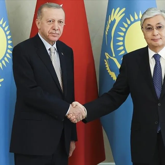 Başkan Erdoğan Tokayev ile görüştü